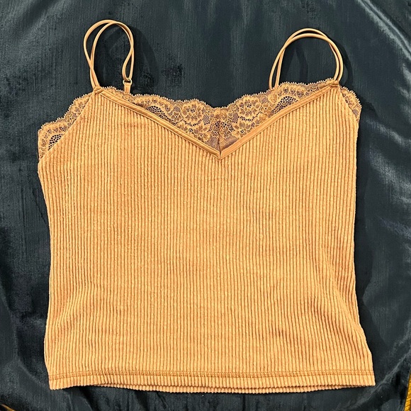 A&F low back  Lacey nude tank - Picture 2 of 3